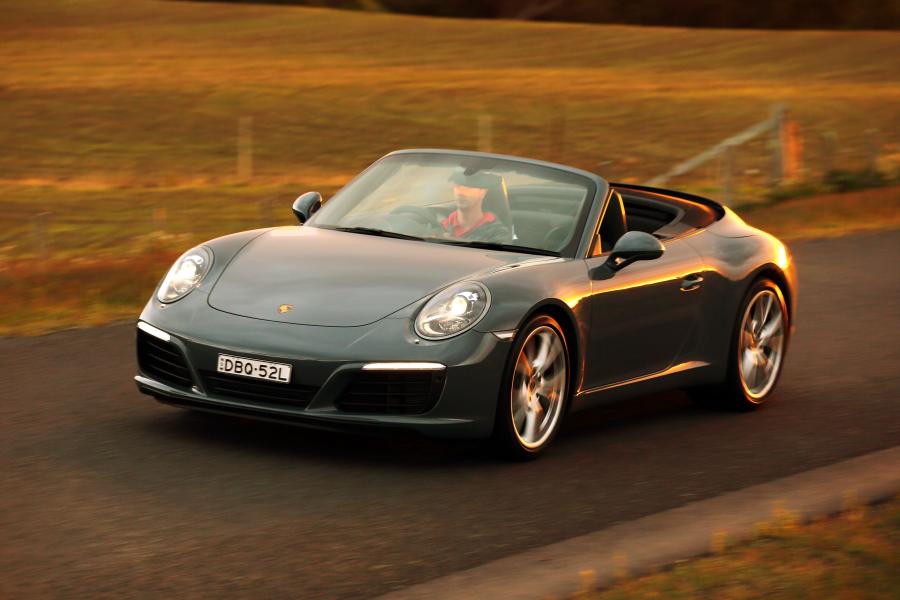  Porsche 911 Carrera Cabriolet 2016 года  (AU) (фото 21 из 29)